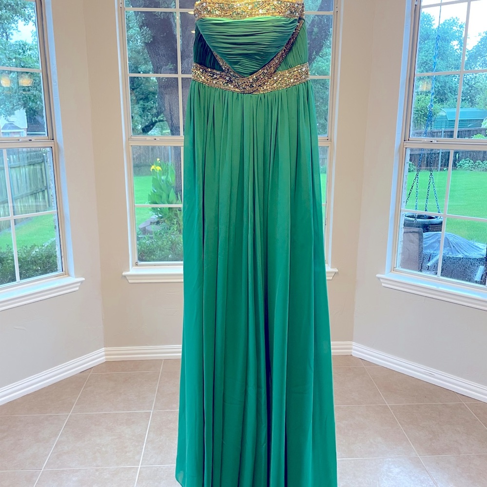 Tom Dress!